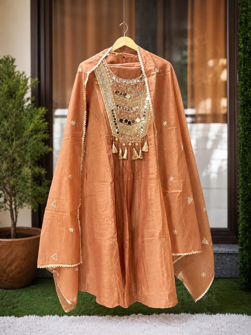 Mehr Anarkali Kurta Set
