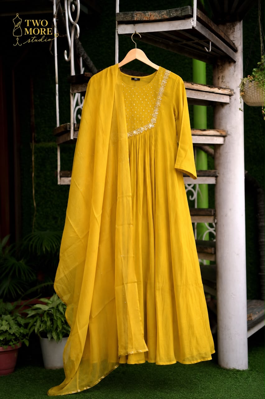Soleia Anarkali Set