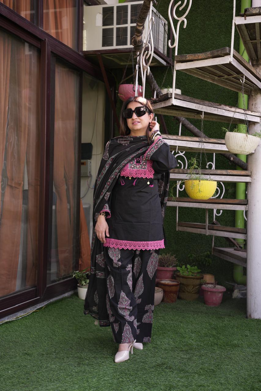 Ruhani Kurta Set